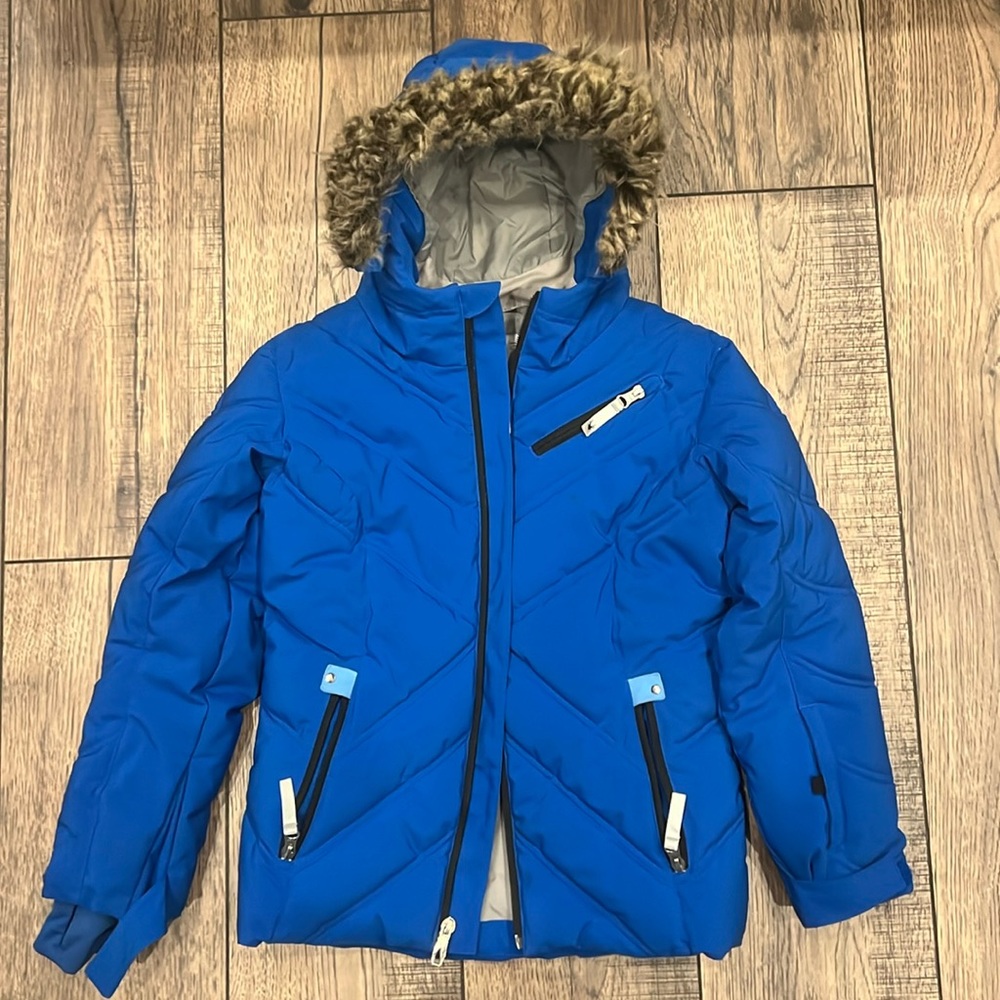 Girls size 8 Spyder coat. With removable faux fur hood liner. Waterproof